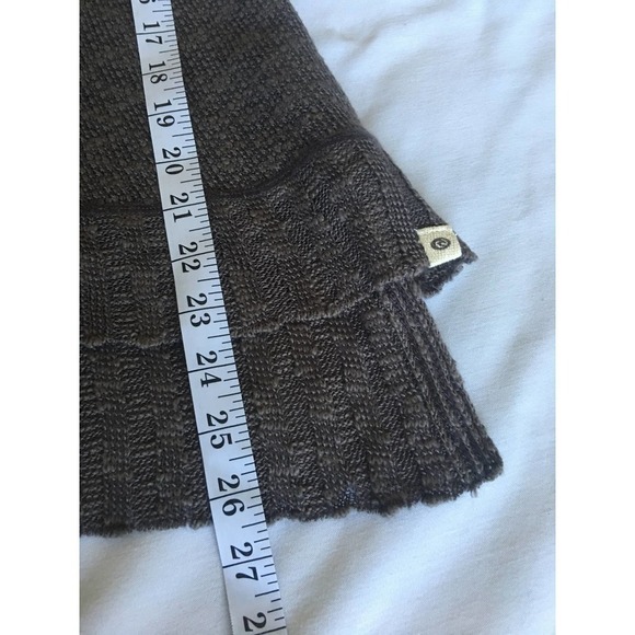 Ripcurl Lightweight Sweater Size Small Long Sleeve Semi Sheer Grays with Brown - Picture 8 of 11